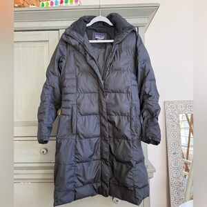 Patagonia Women's Hoodie BLACK Puffer parka Coat